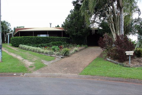 3 Bedroom Holiday House - Accommodation 4U 0